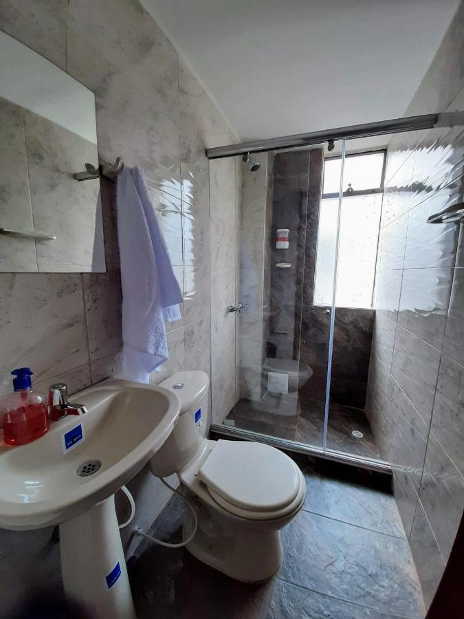 Hotel Victoria 26 Bogota Bagian luar foto