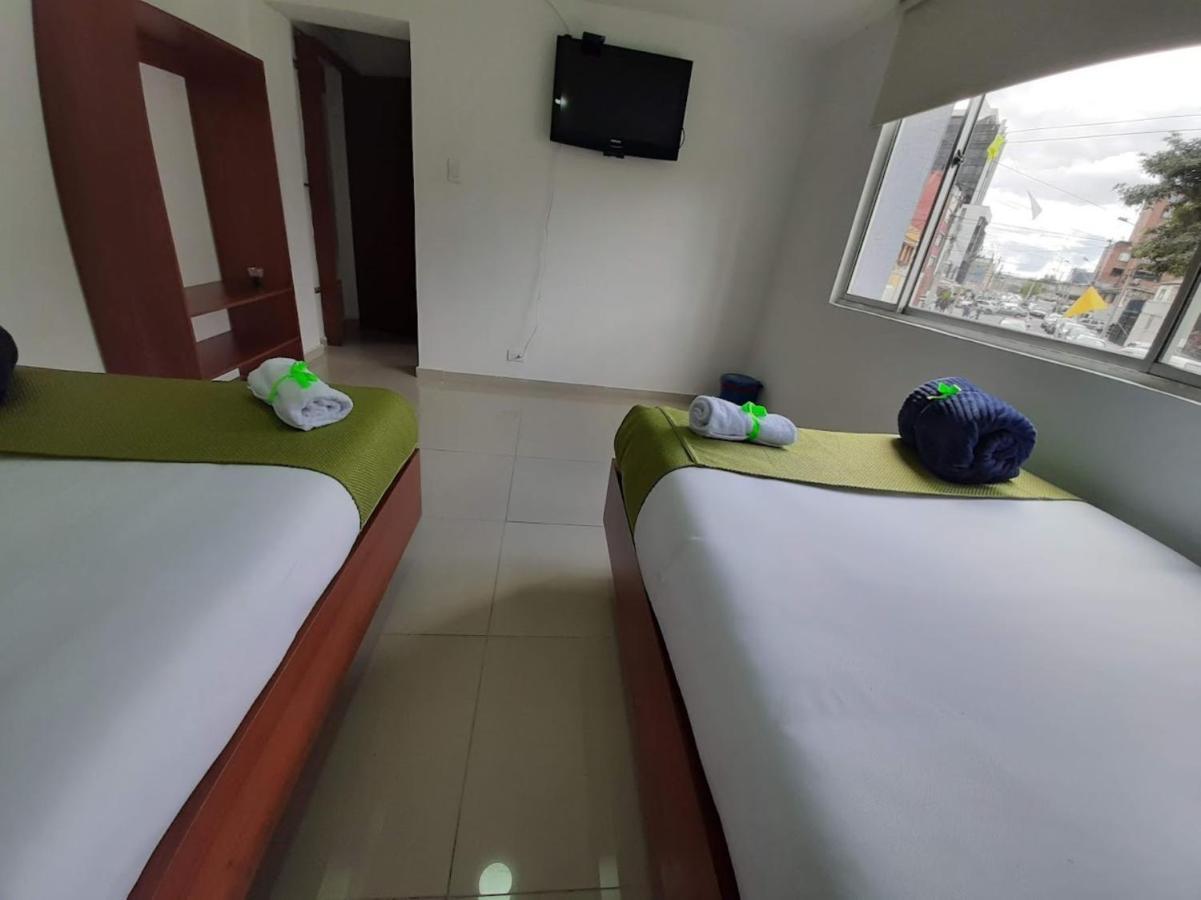 Hotel Victoria 26 Bogota Bagian luar foto